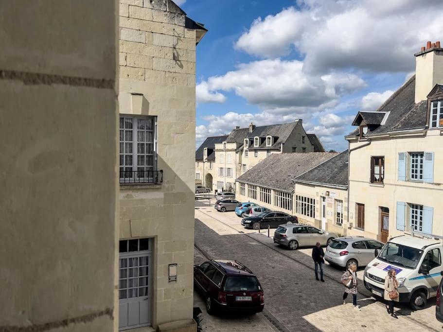 Maison Traditionnelle Centre Montsoreau Extérieur photo