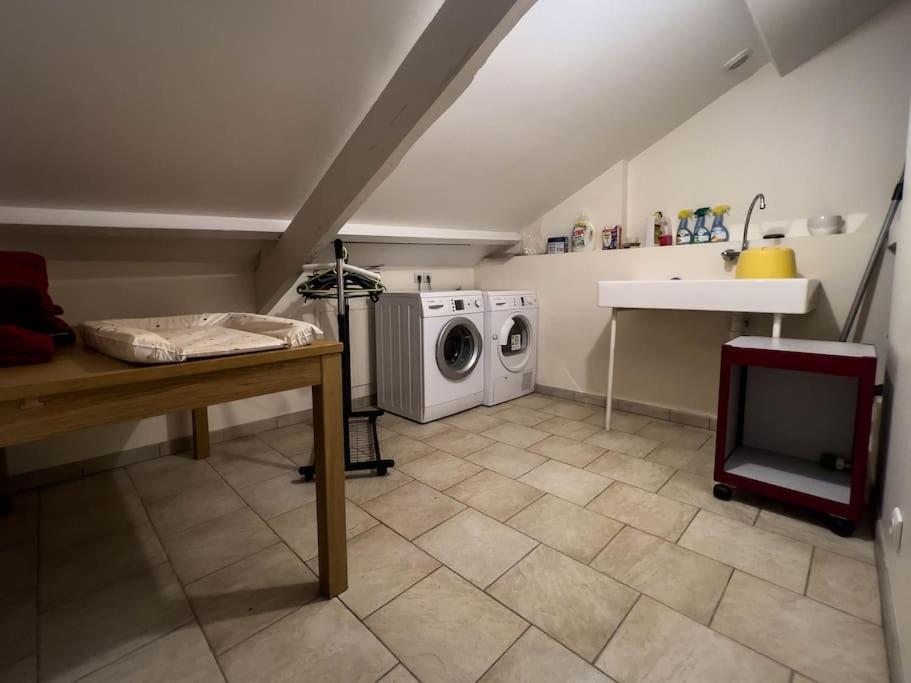 Maison Traditionnelle Centre Montsoreau Extérieur photo